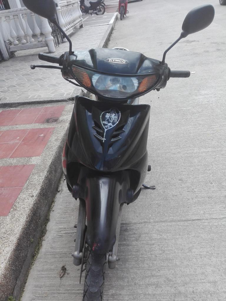 vendo moto 1.500.000 negociable