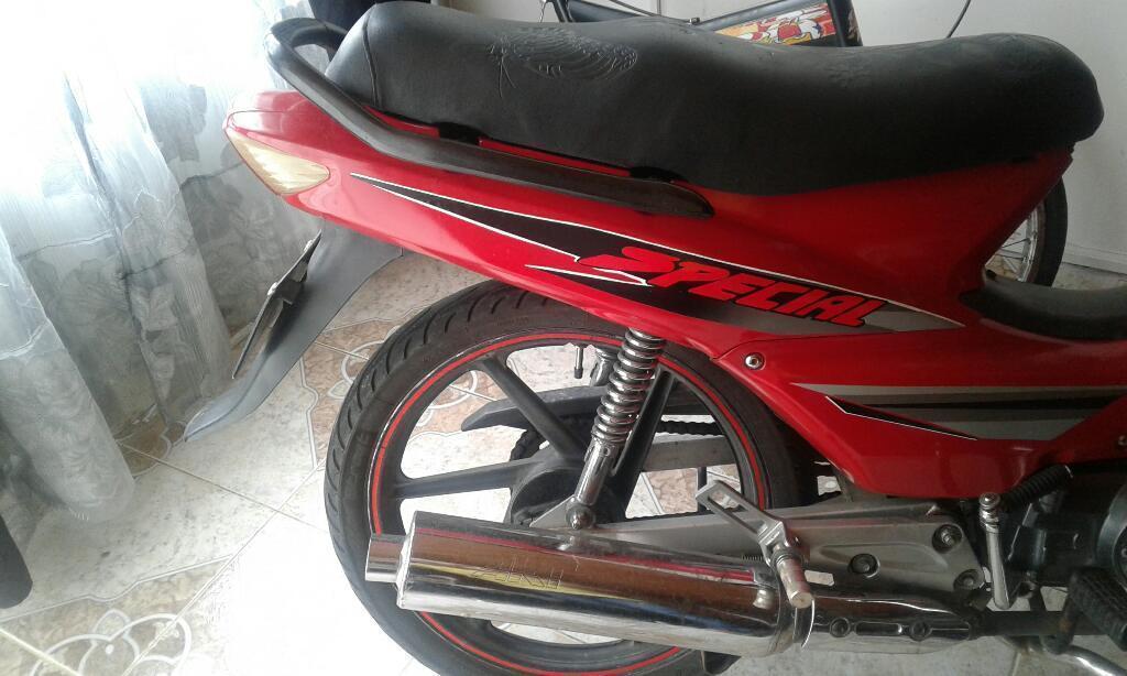 Se Vendo Moto Akt 110 Special 2013