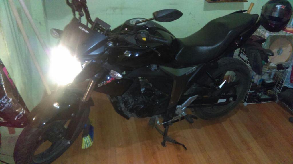 moto suzuki gixxer 150