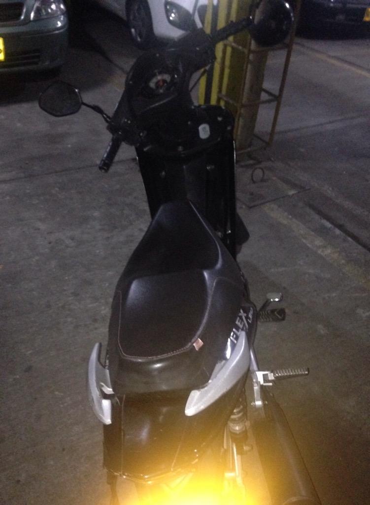 vendo moto en muy buen estado