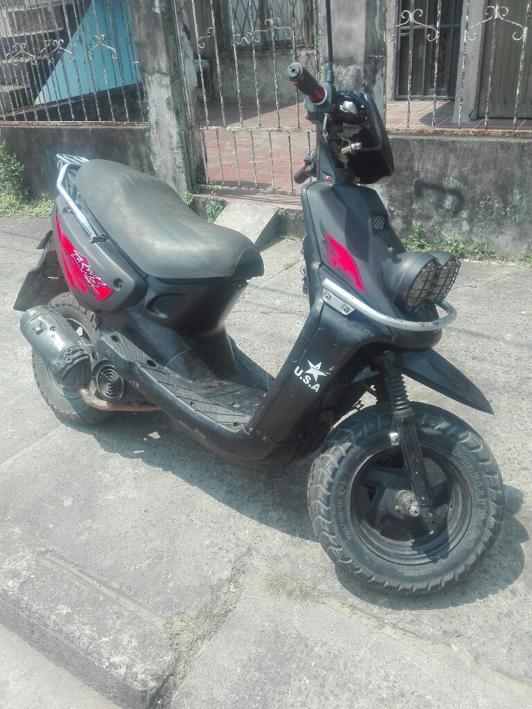 Vendo Yamaha en Buenas Condiciones