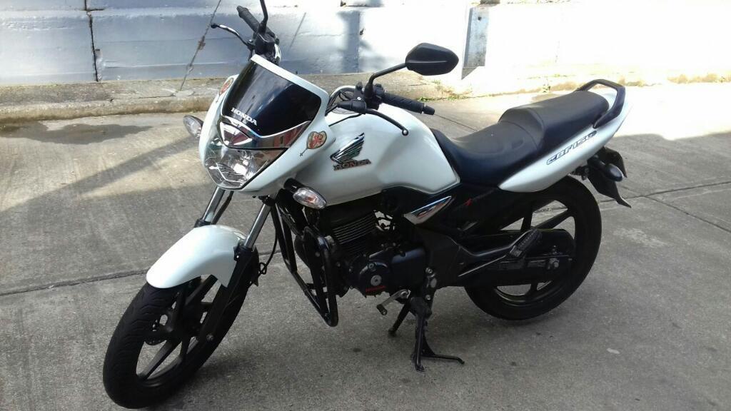 Se Vende Hermosa Cbf150 Perfecto Estado