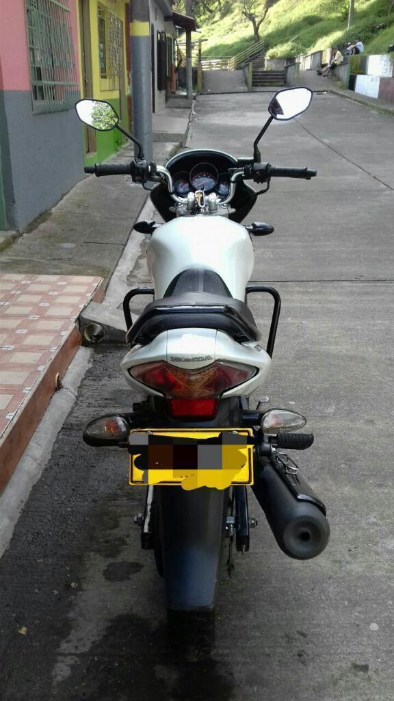 Se Vende Hermosa Cbf150 Perfecto Estado