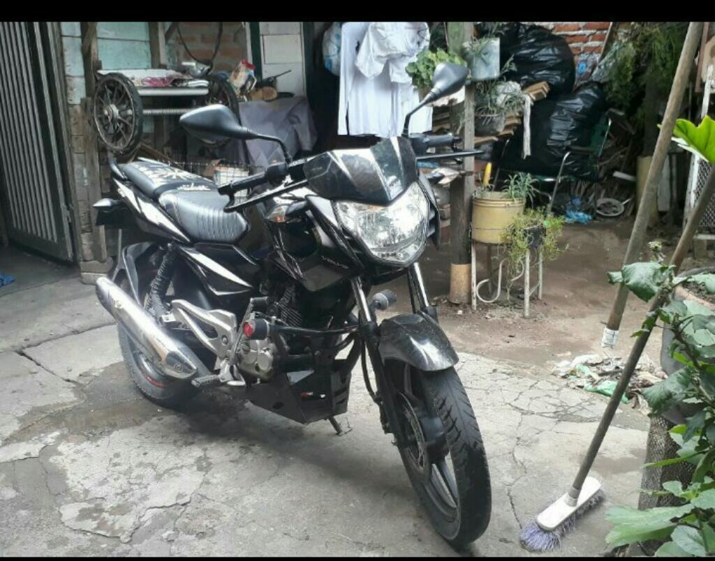 Se Vende Moto Pulsar 135 con Papeles