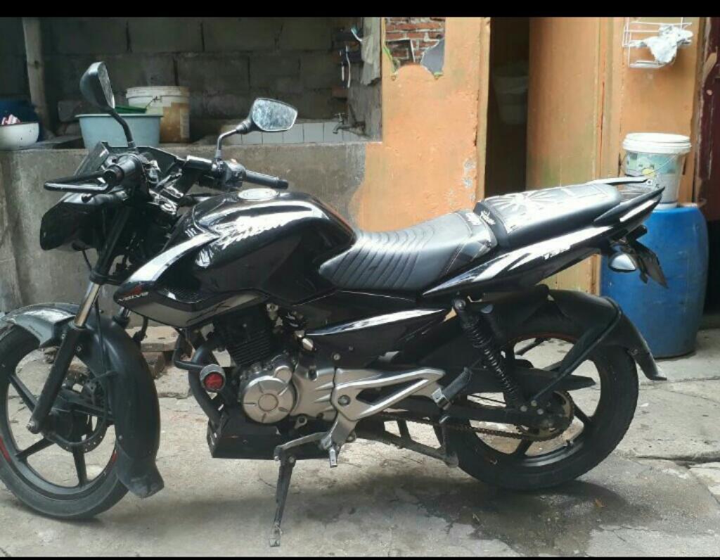 Se Vende Moto Pulsar 135 con Papeles