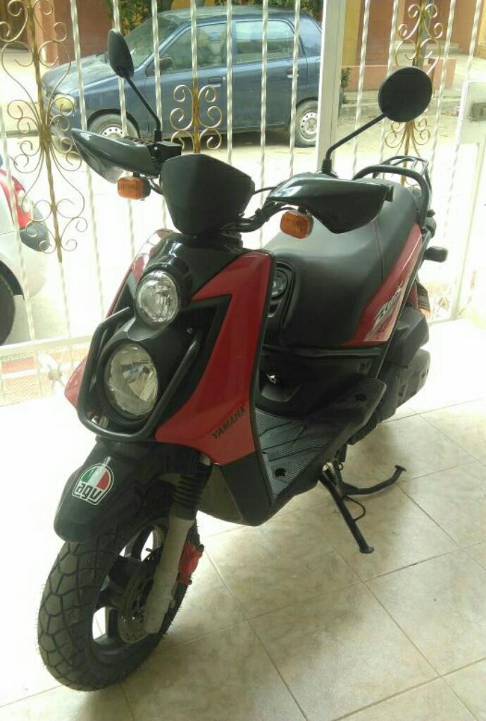 Vendo Bws Modelo 2011. Solo Matricula