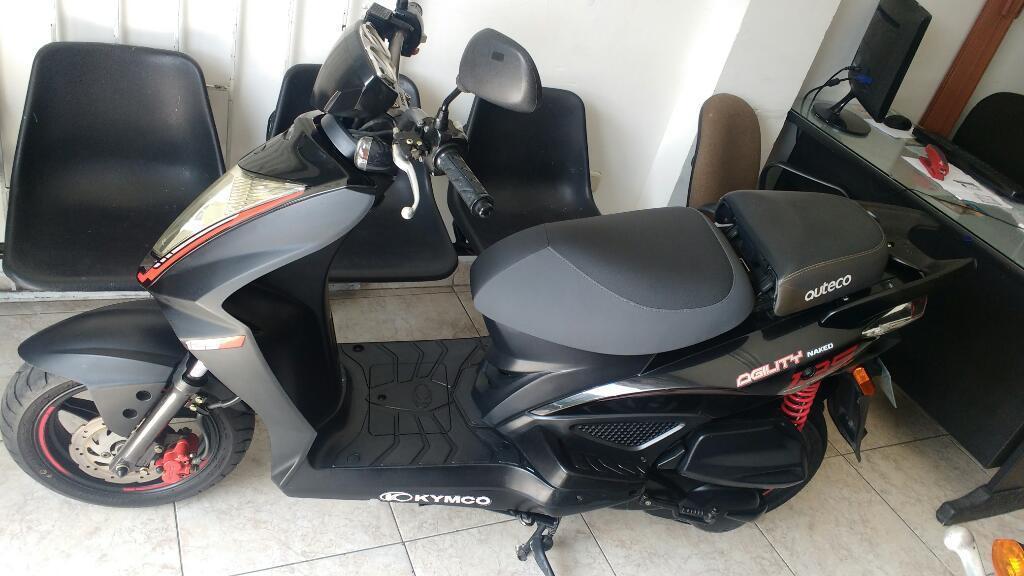 Agility Como Nueva .2013. Placa