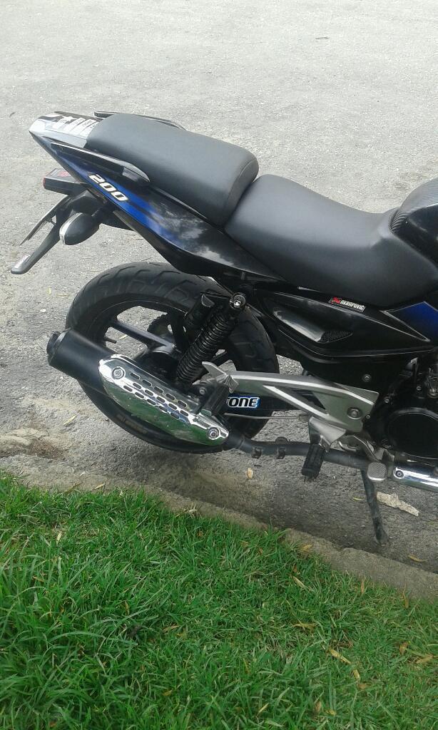 Vendo O Permuto Pulsar200 Oil Coled