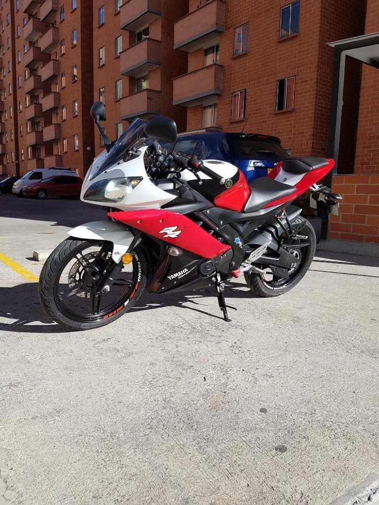 Vendo Yamaha R15 2014