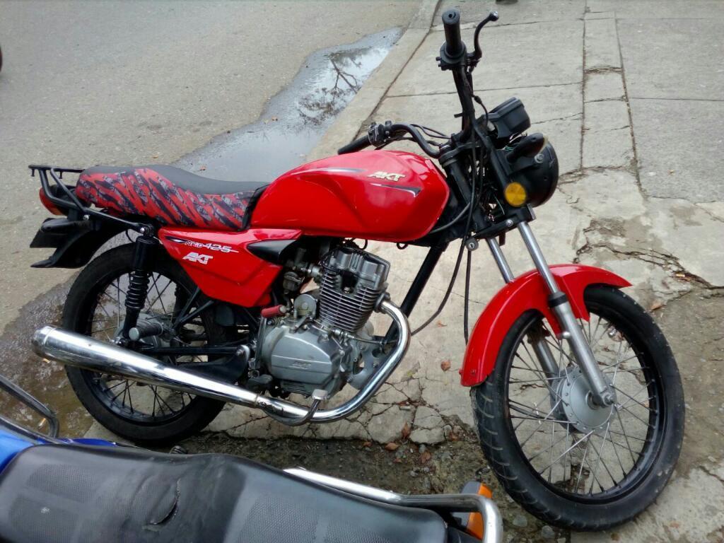 Se Vende Akt Nkd 2010