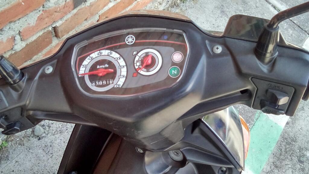 Vendo Moto Crypton Modelo 2011