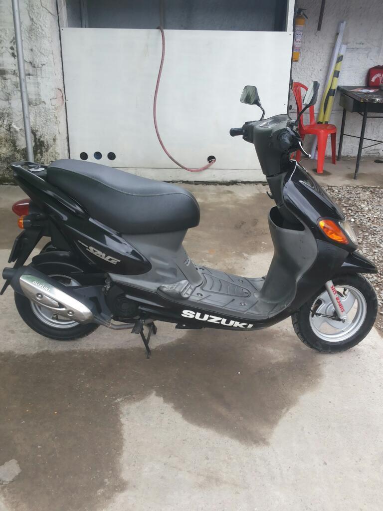 Suzuki Scooter 100 Cc