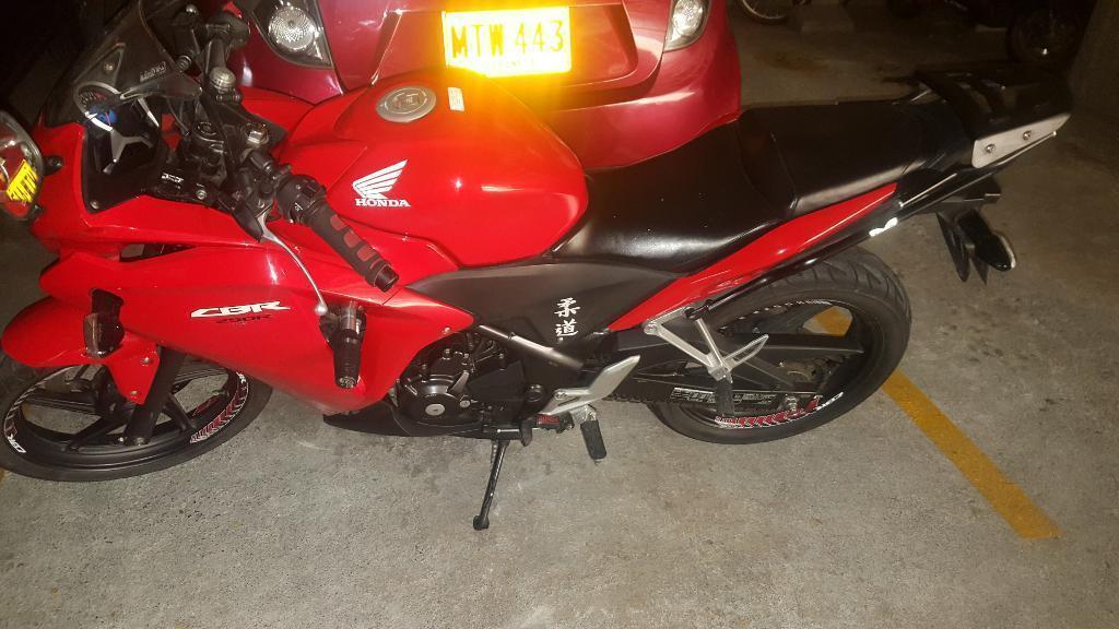 Cbr 250 Unico Dueño 2015 Hermosa