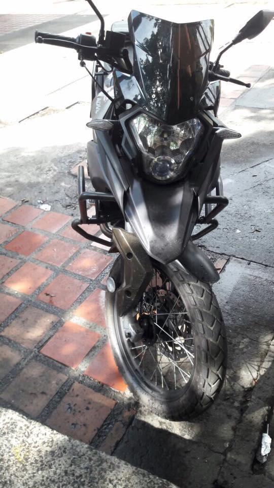 SE VENDE AKT AK250D EN EXCELENTE ESTADO