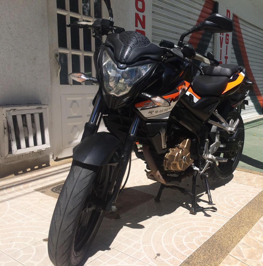 Vendo Pulsar NS 200 modelo 2014!!!!