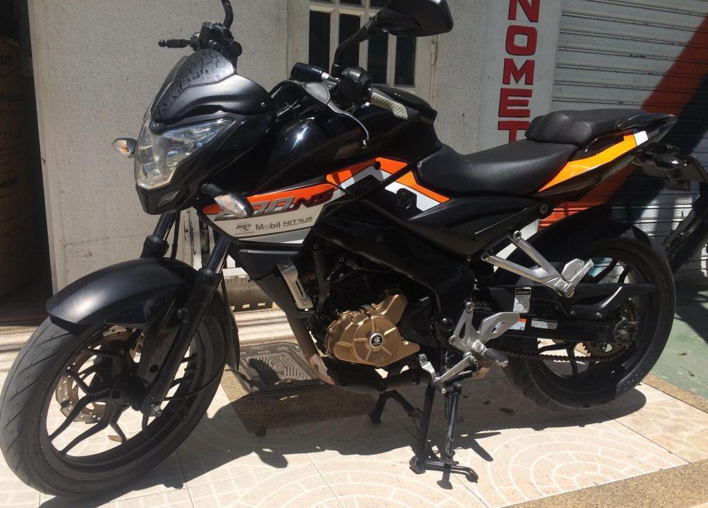 Vendo Pulsar NS 200 modelo 2014!!!!