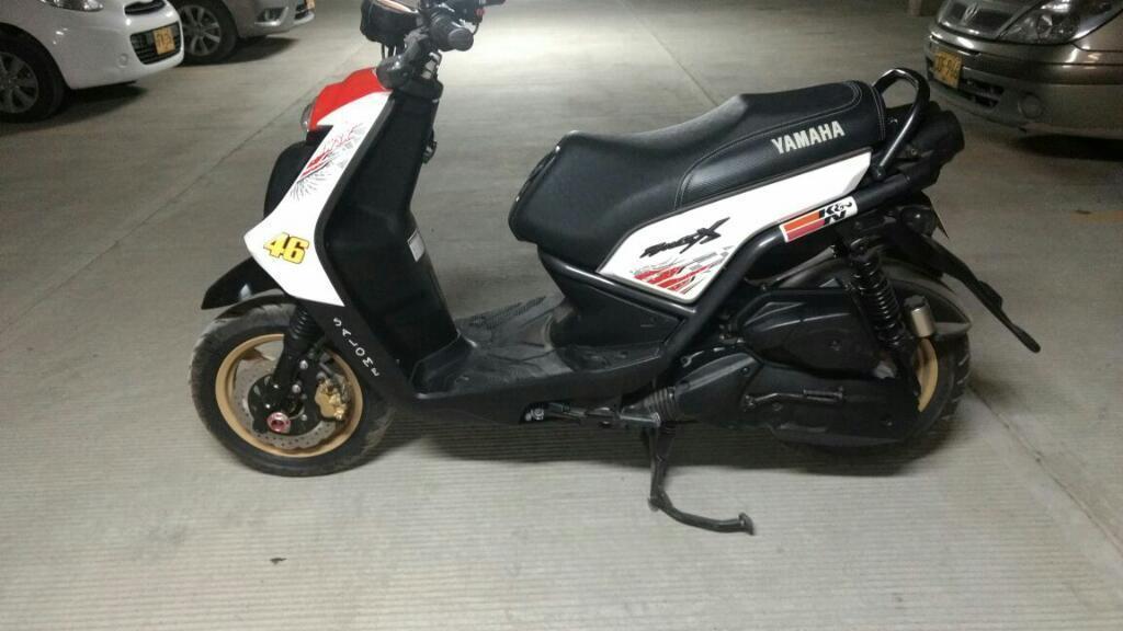 Vendo Moto Bws 2 en Enxelente Estado