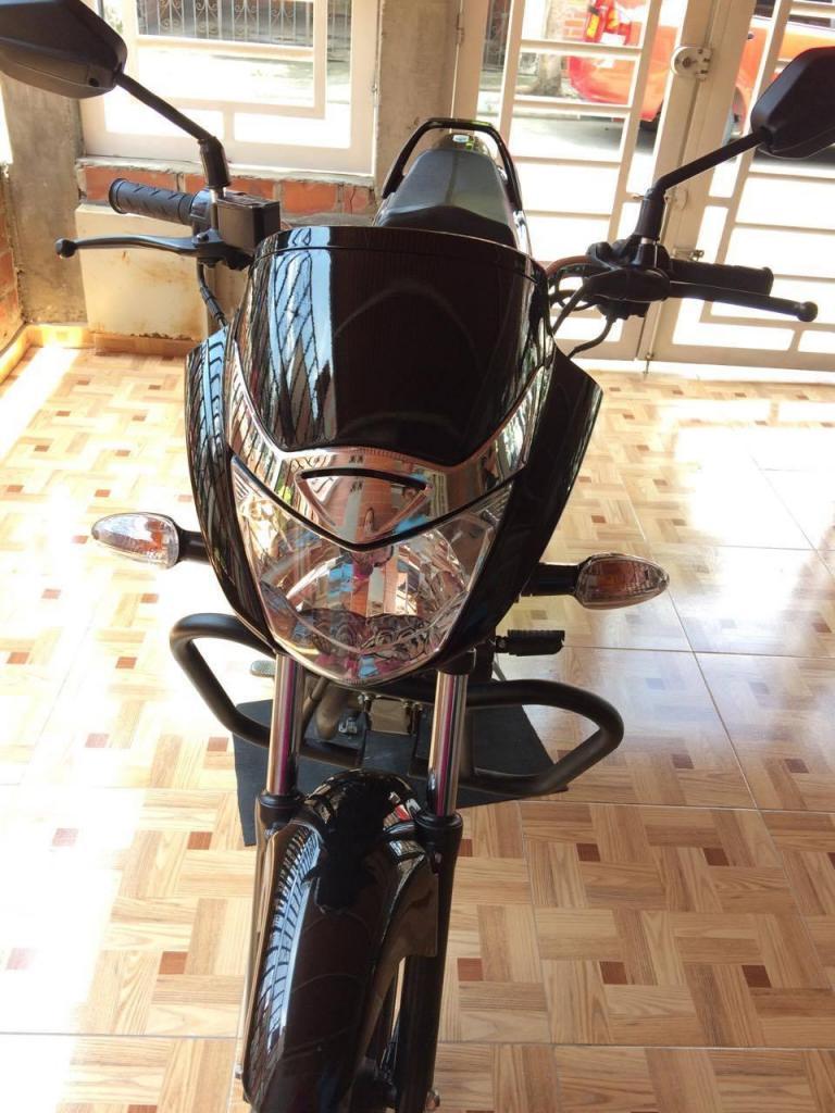 se vende linda cbf 150 2015 como nueva