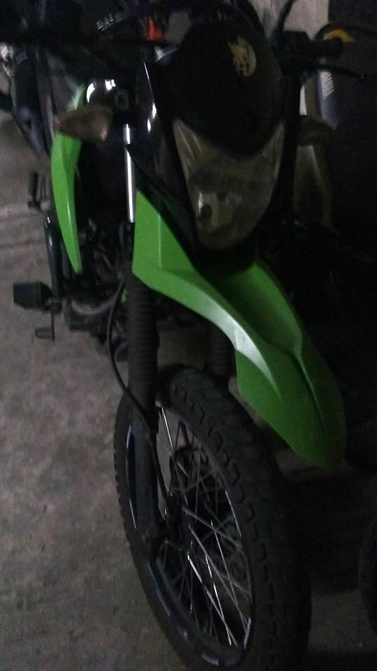 vendo moto como nueva akt125 ttr 2016