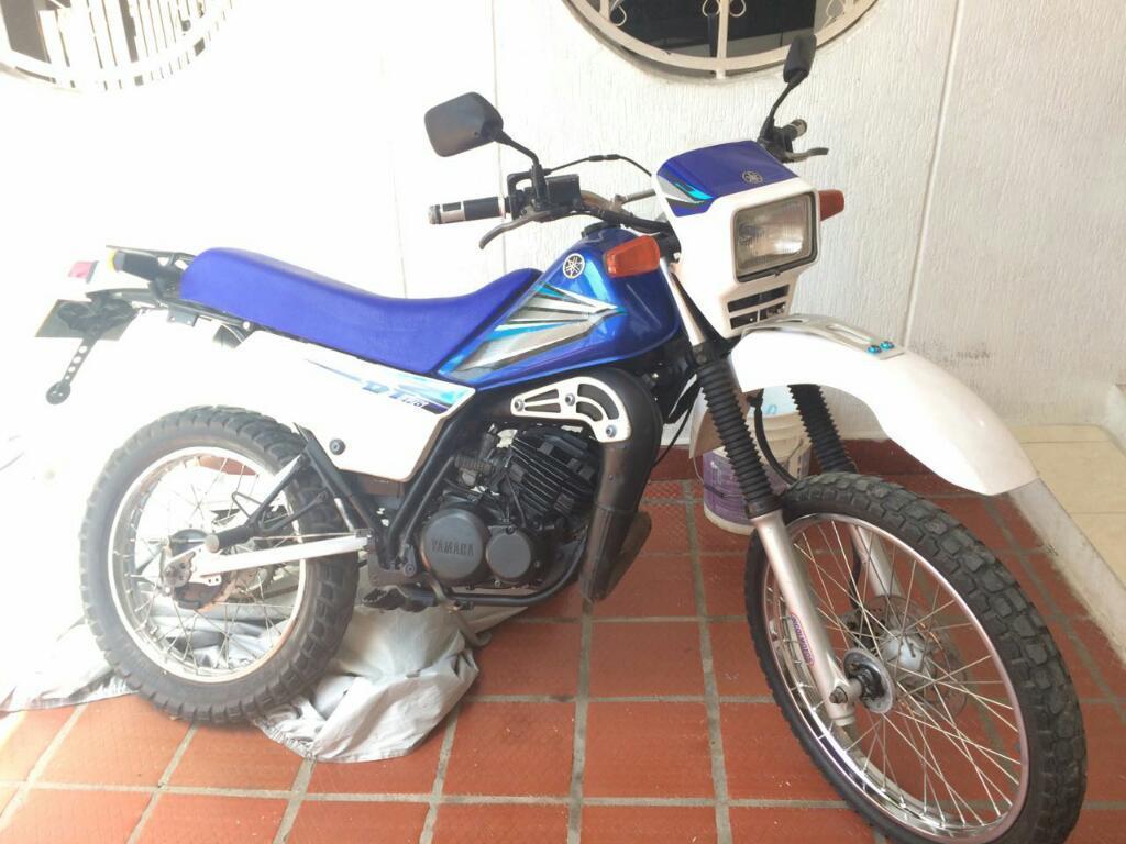 Se vende DT 125