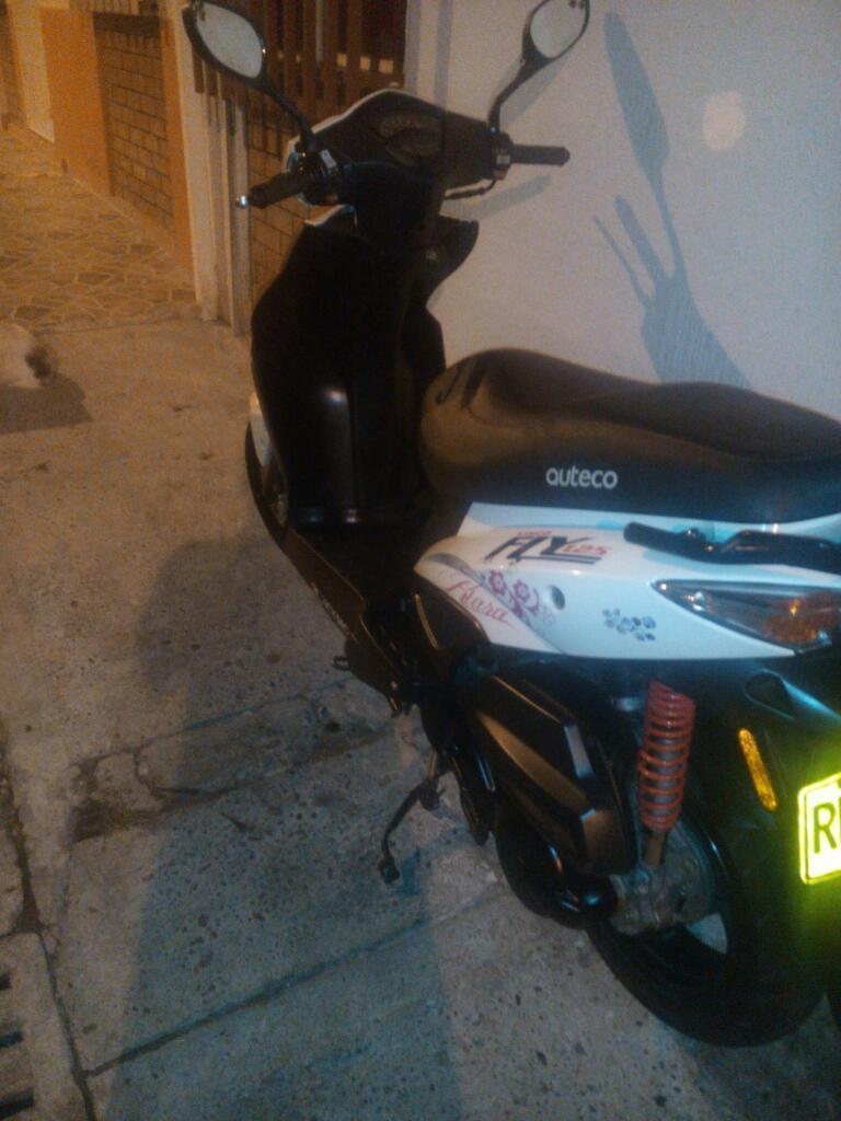 Moto Fly Cc125. Papeles hasta Marzo 2018