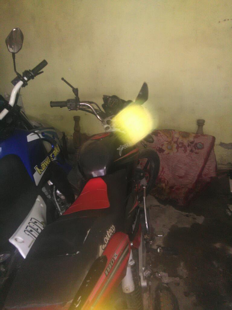 Barata Pulsar 180