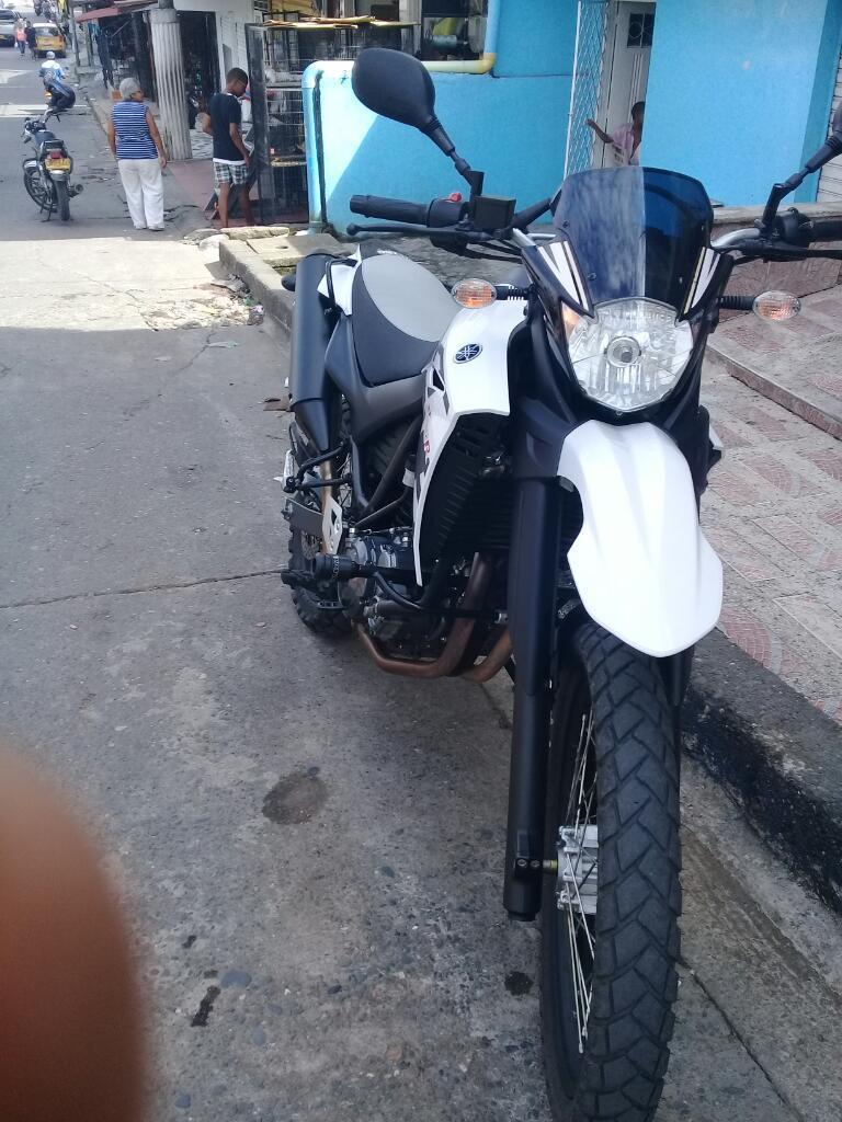 Vendo Hermosa Xt660 Como Nueva Mod 2017