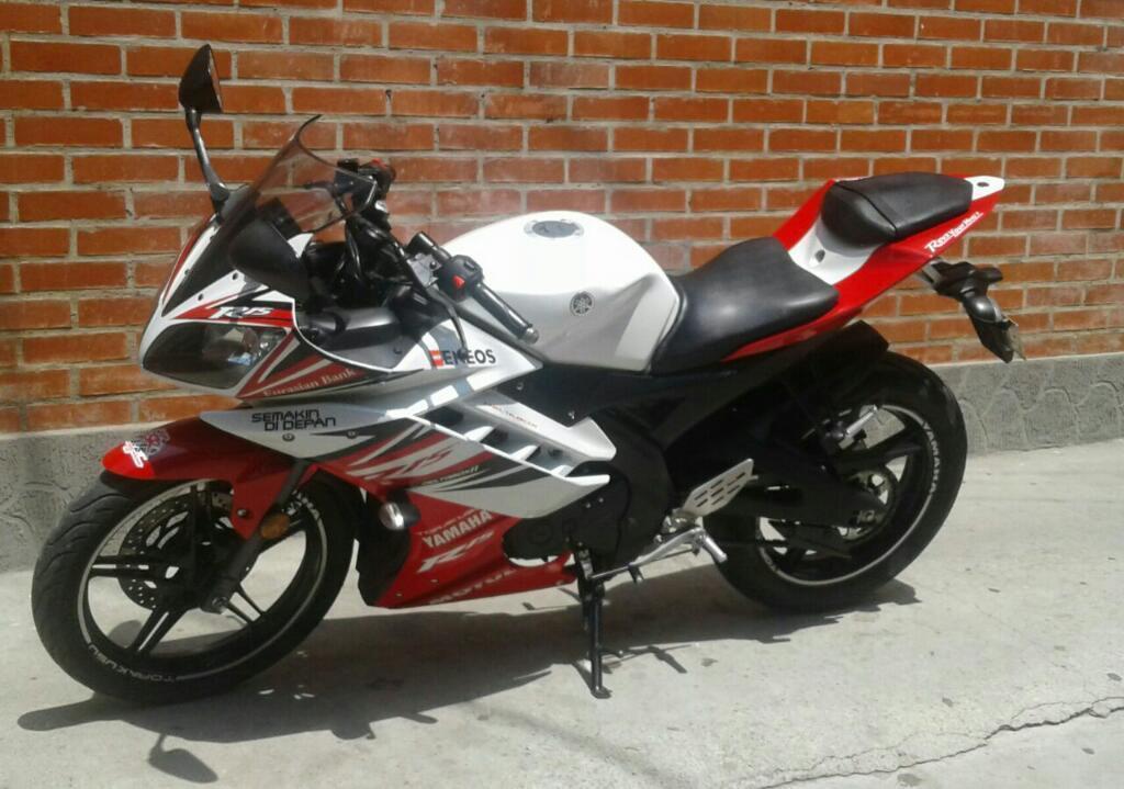 Vendo Moto Yamaha 165 Cc