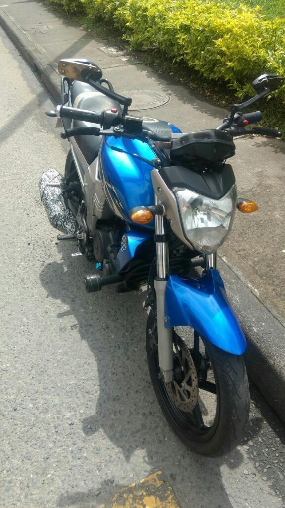 Vendo Moto Fz