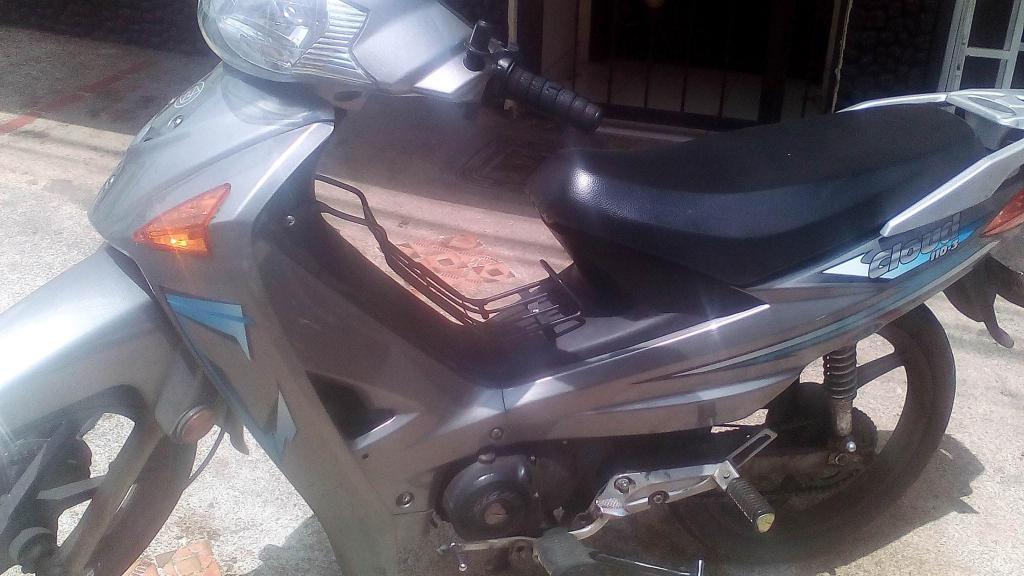 se vende moto 2016 señoritera