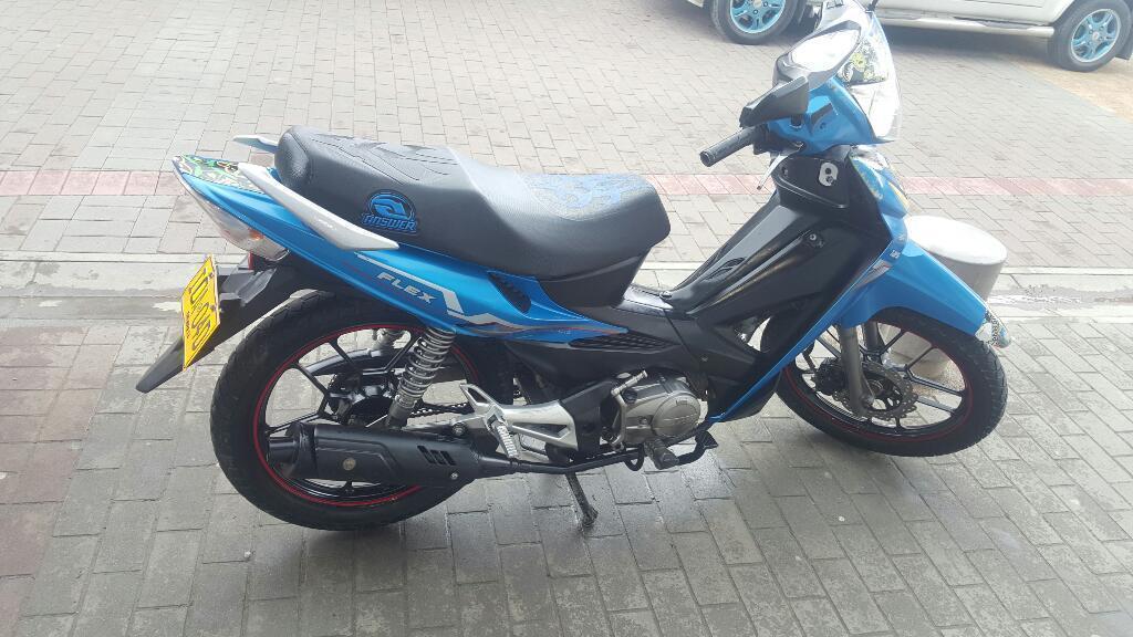 Vendo Akt Flex 125 con Todo Al Dia