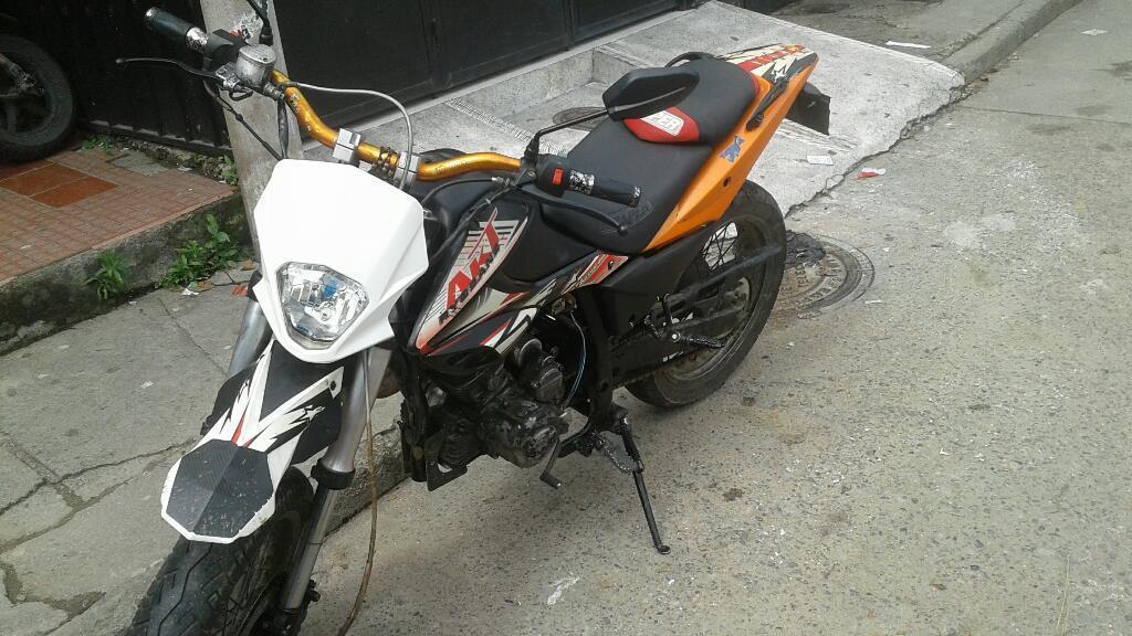 Vendo Hermosa Moto Akt 200 Sm