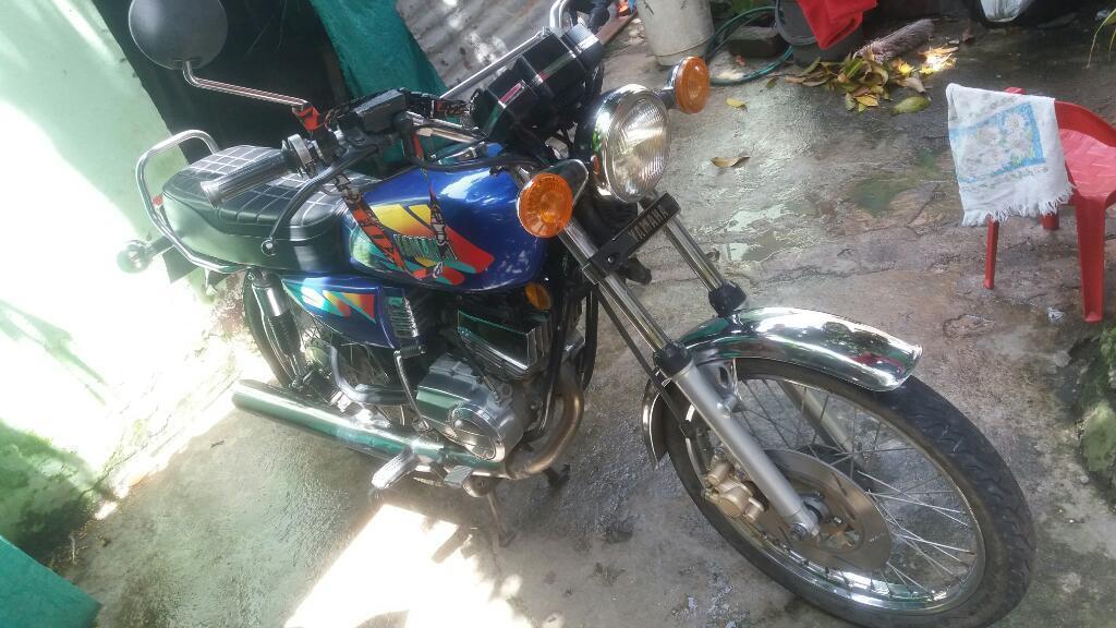 Vendo Moto Rx100 Indu