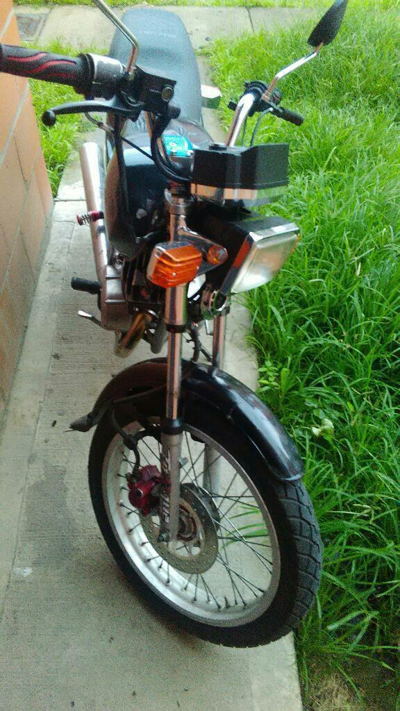 Se Vende O Se Cambia Ax 100 por Viva