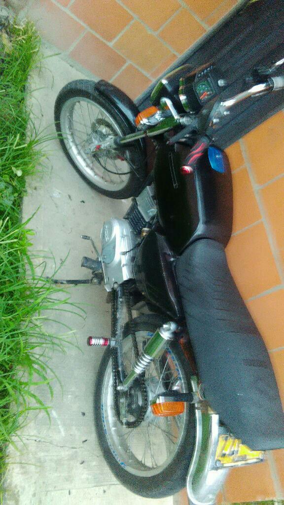 Se Vende O Se Cambia Ax 100 por Viva