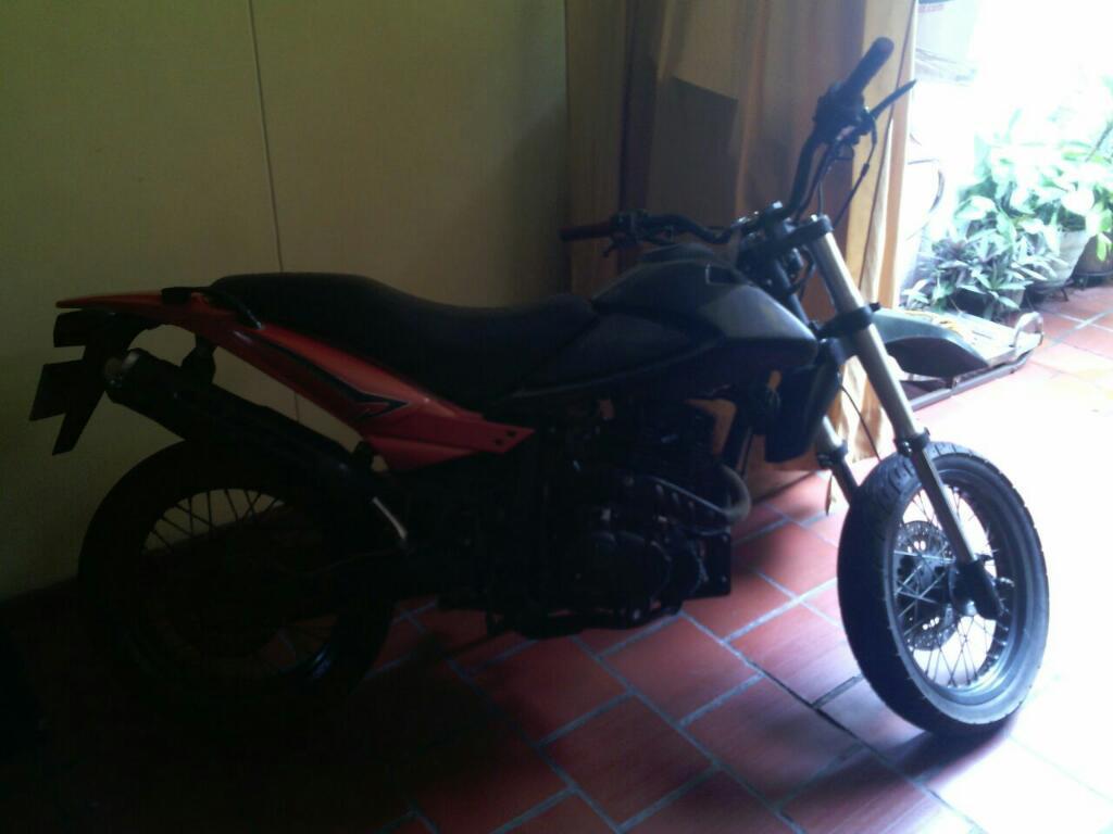 Vendo Moto Barata