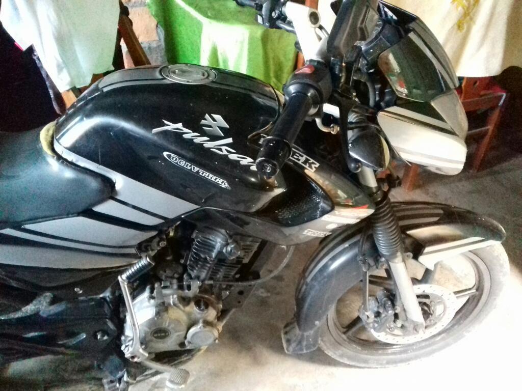 Vendo Moto Pulsar 135