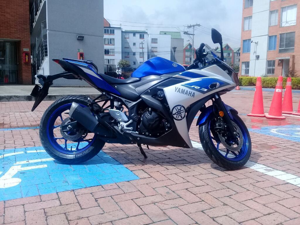 Motocicleta Yamaha R3 Modelo 2016