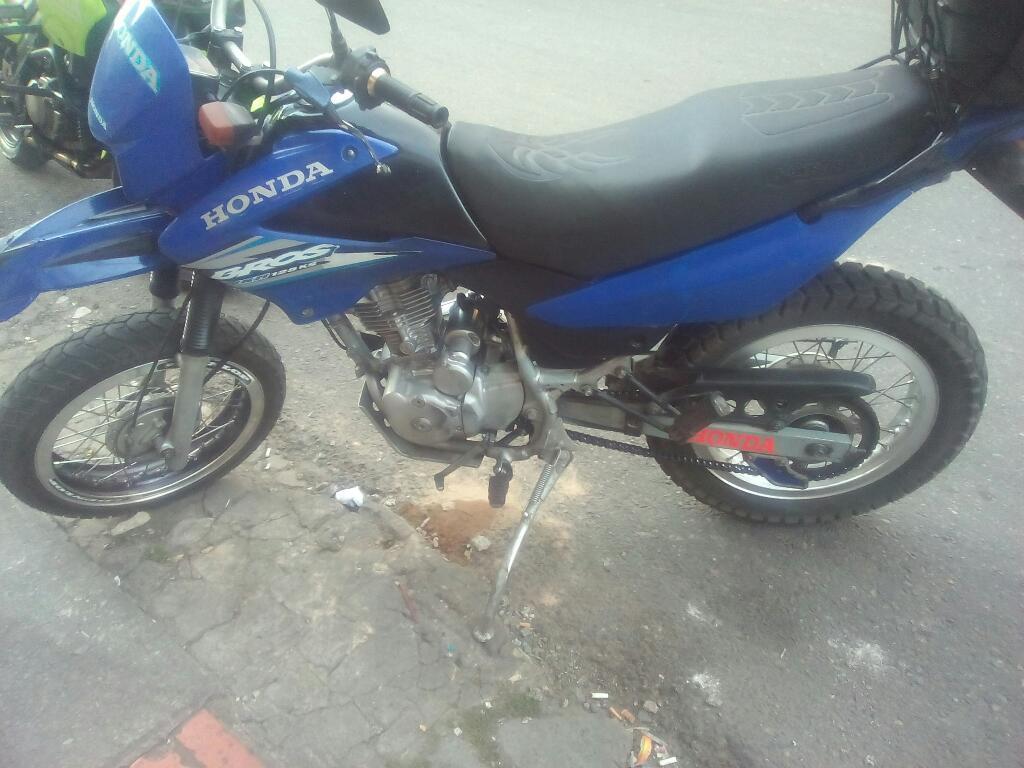 Vendo O Permuto Honda