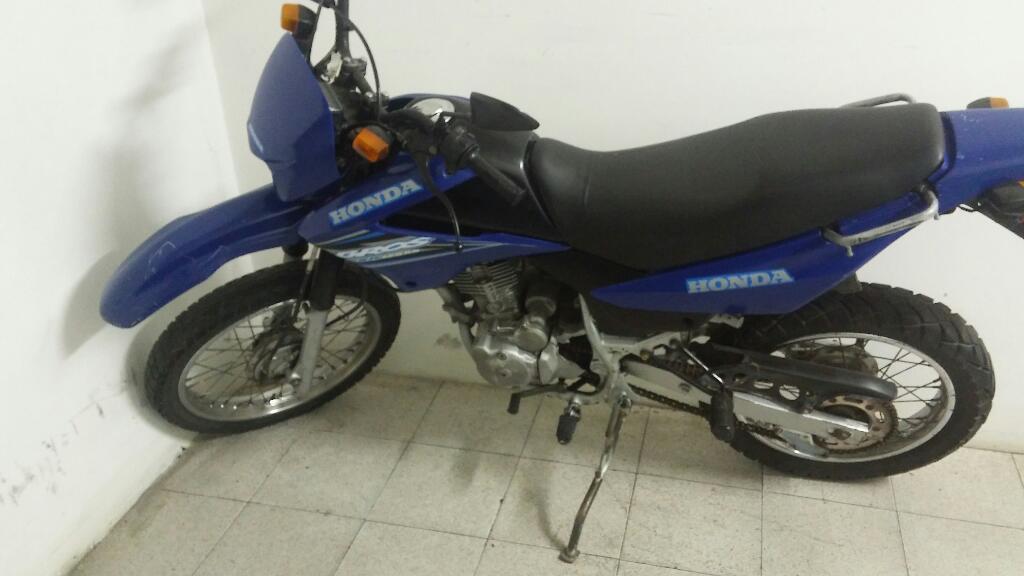 Honda Bross 125 2010 Bien Tenida