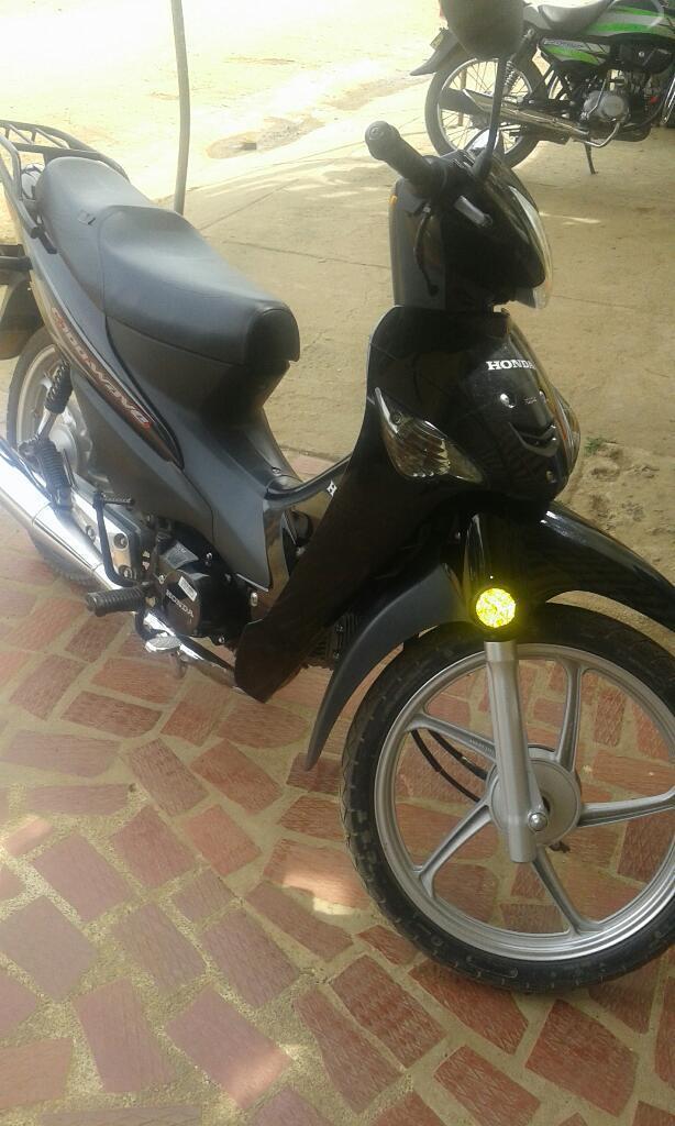 Vendo Hermosa Honda Wave C100 Model 2012