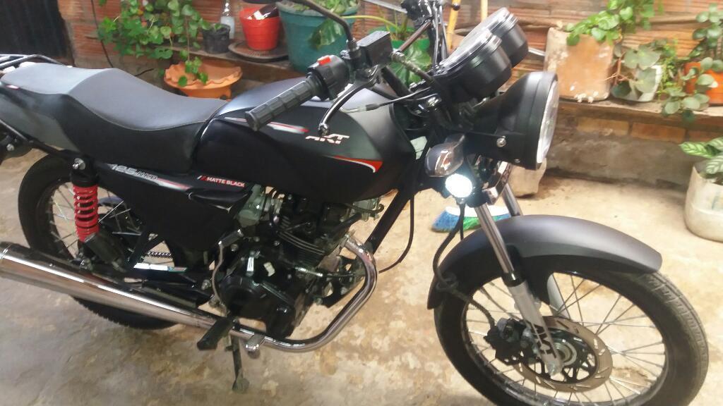 Motocicleta Akt Nkd 125 Modelo 2018