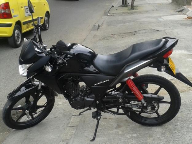 VENDO MOTO HONDA CB 110