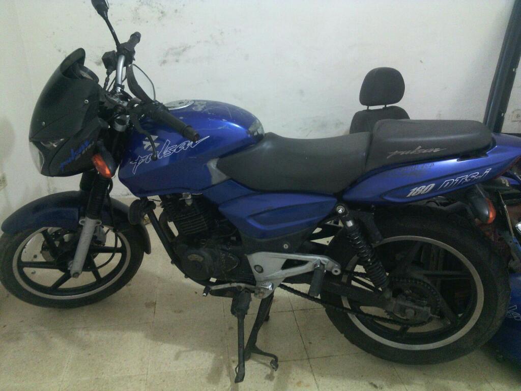 Vendo Pulsar 180 con Tecno