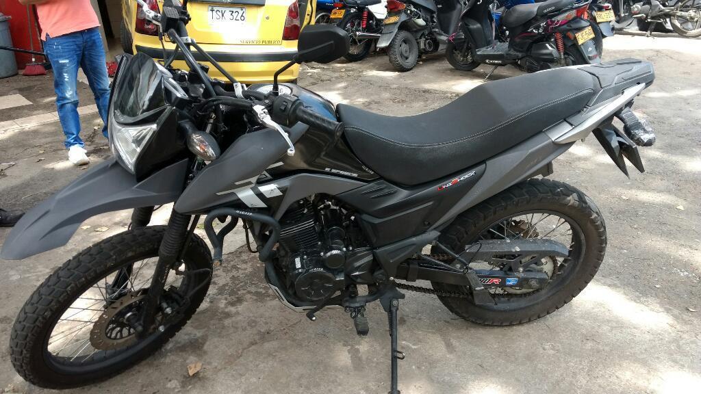 Vendo Moto Tt 180 Akt