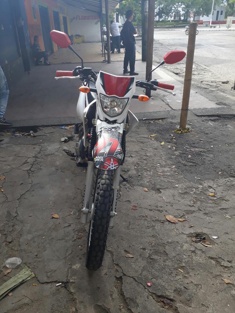 Vendo Moto Xtz 125 2016 con Todo El Día