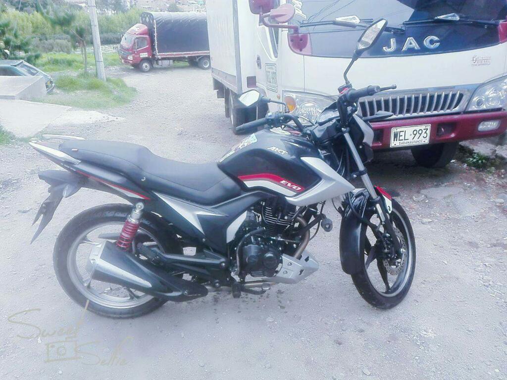 Vendo Moto R3