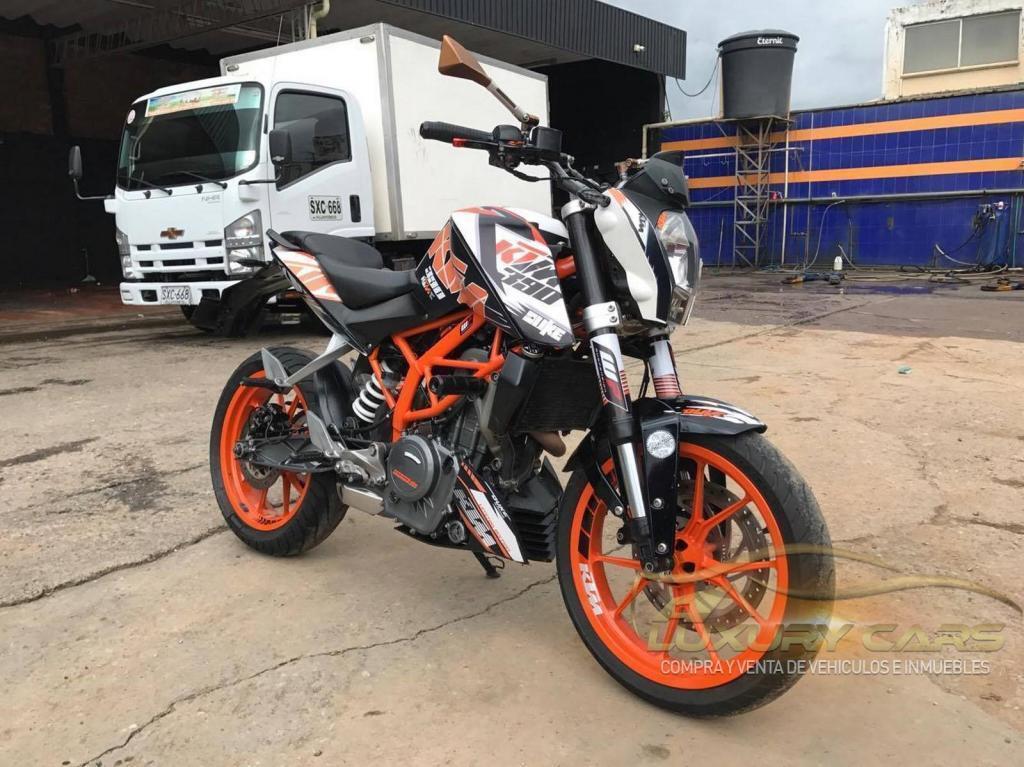 KTM DUKE 390