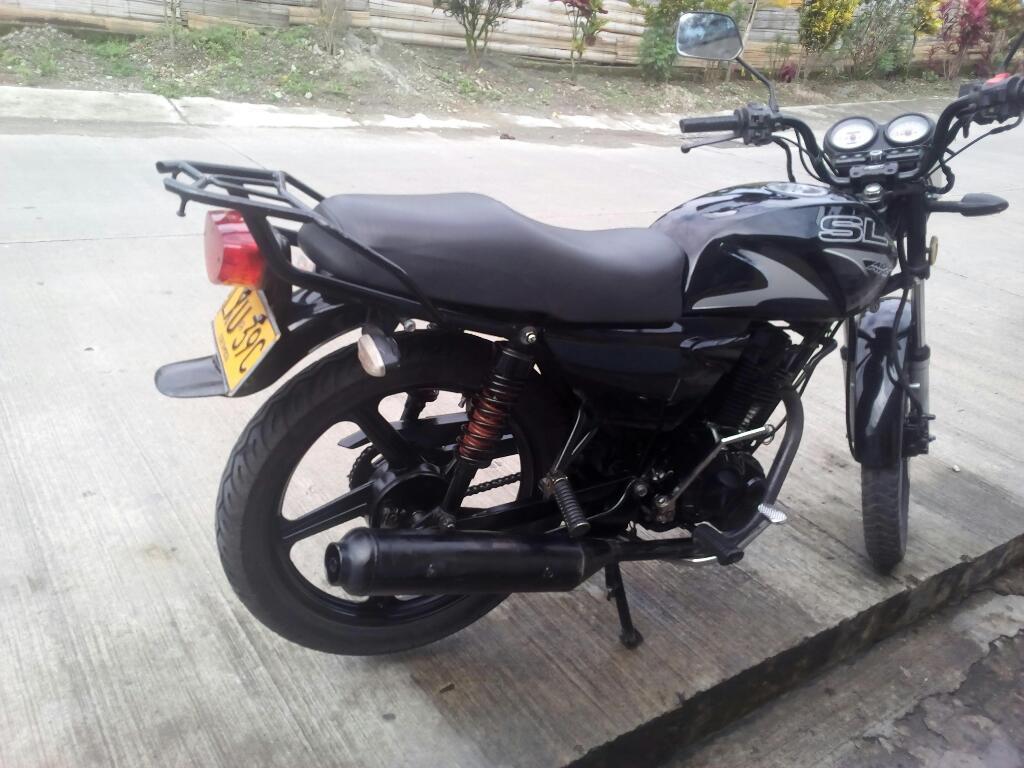 Moto Akt 125 en Quimbaya