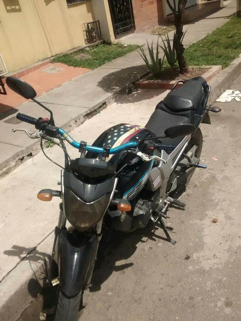 Moto Fz Modelo 2011